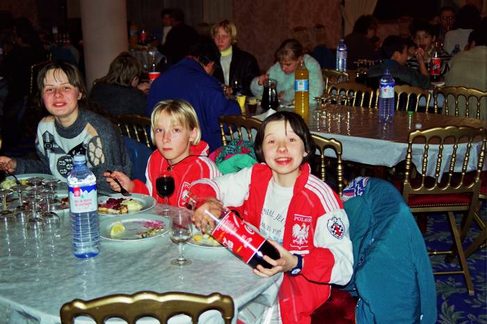 Przy kolacji: Jola Zawadzka, Joasia Worek, Ela Balkiewicz